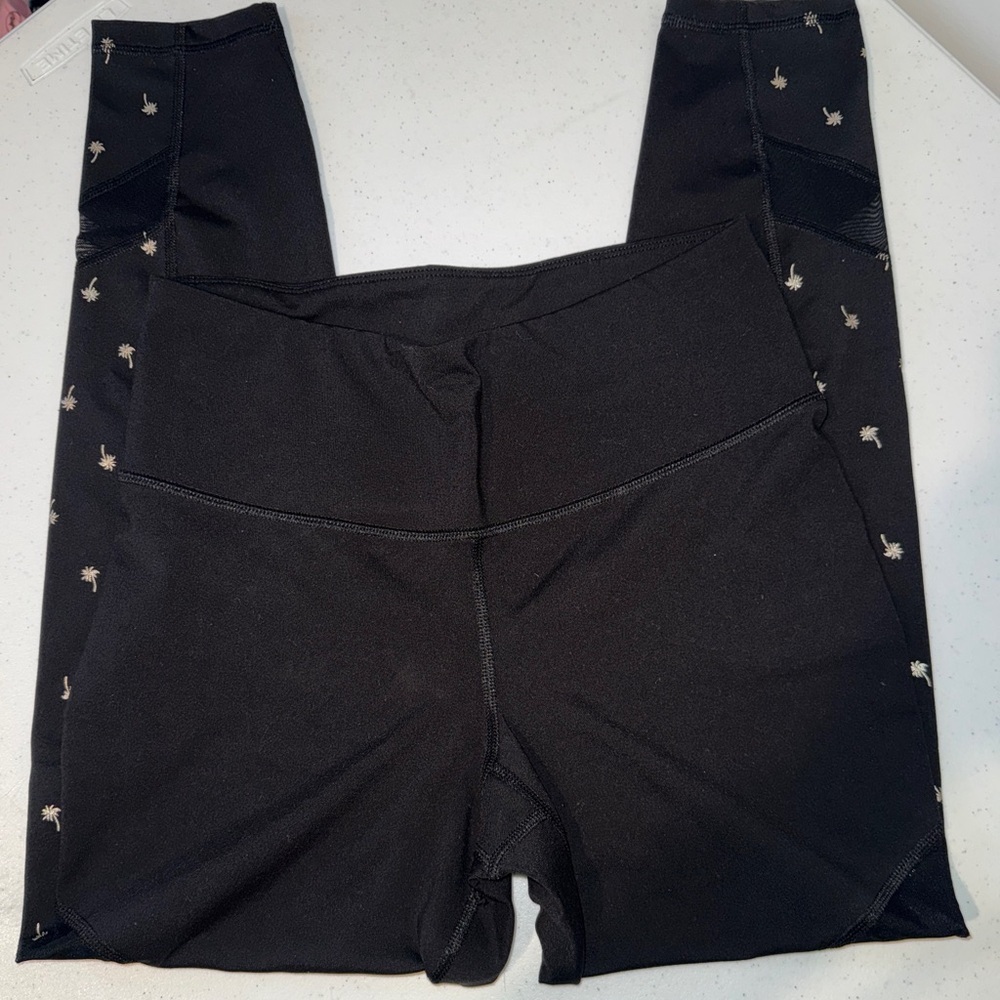 Old Navy High-Rise Mesh-Trim Compression Leggings Sz Large